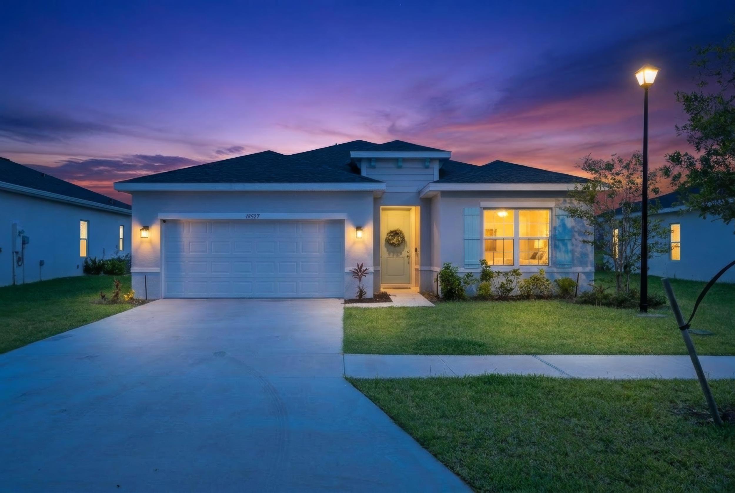12627 SW Forli Way, Port St. Lucie, FL 34987