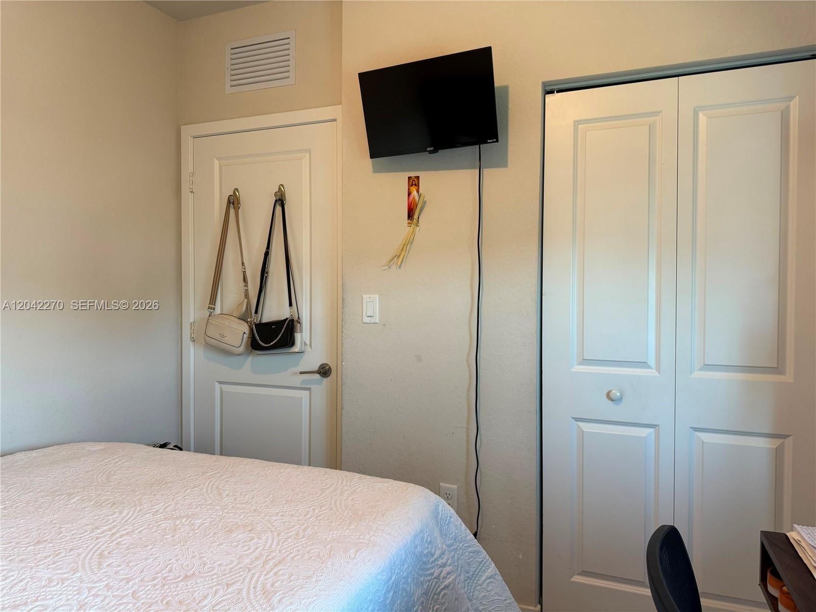 1057 NW 5th Street — photo 8