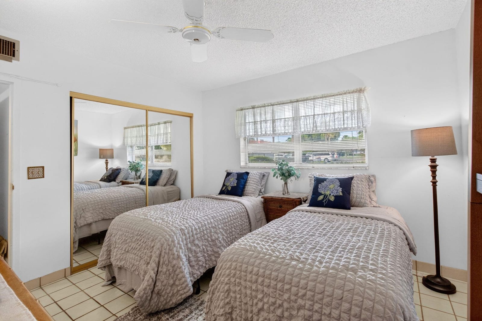 4 Abbey Lane 103, Delray Beach, FL 33446 photo 28