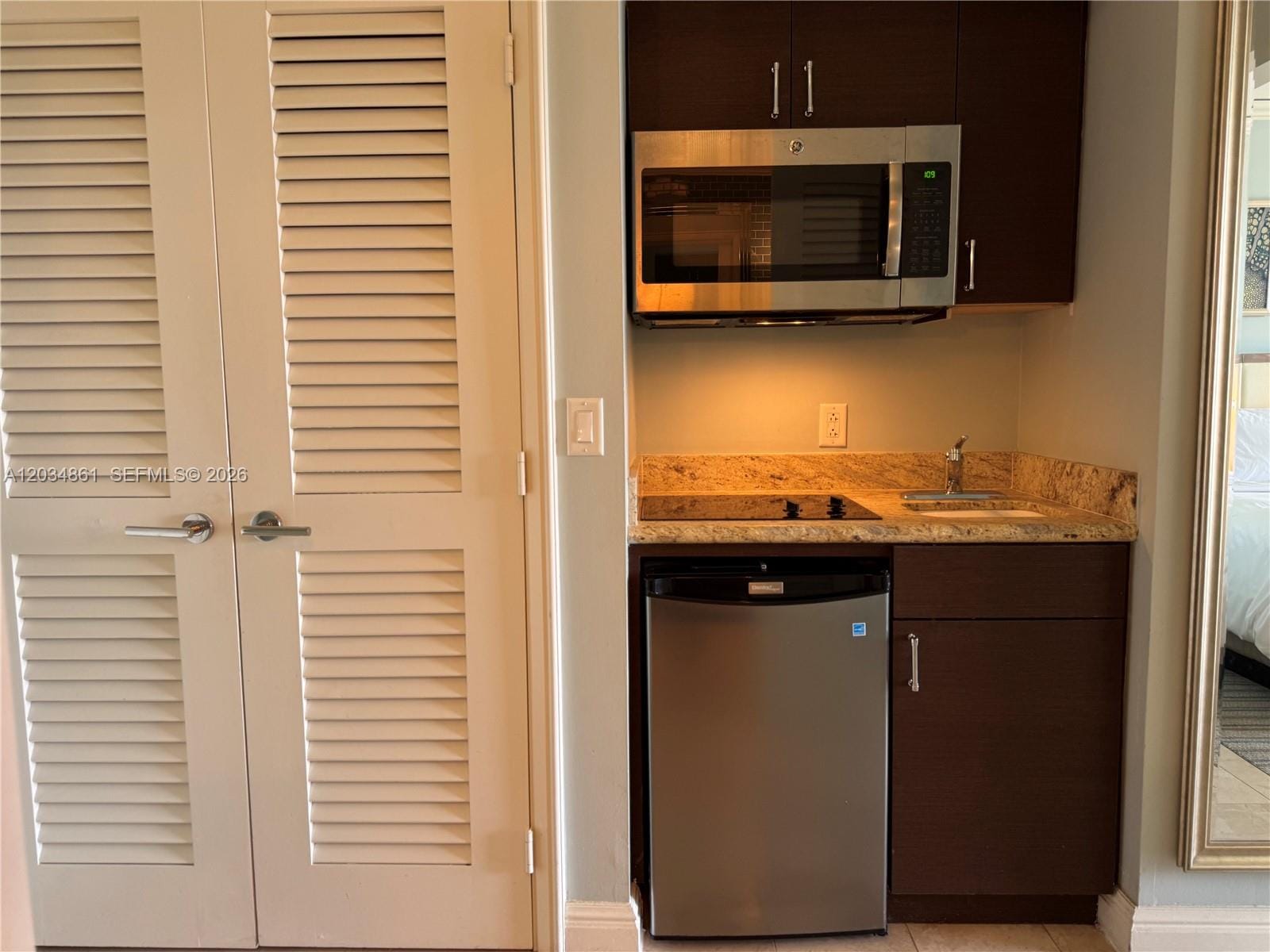455 Grand Bay Drive 718, Key Biscayne, FL 33149 photo 10