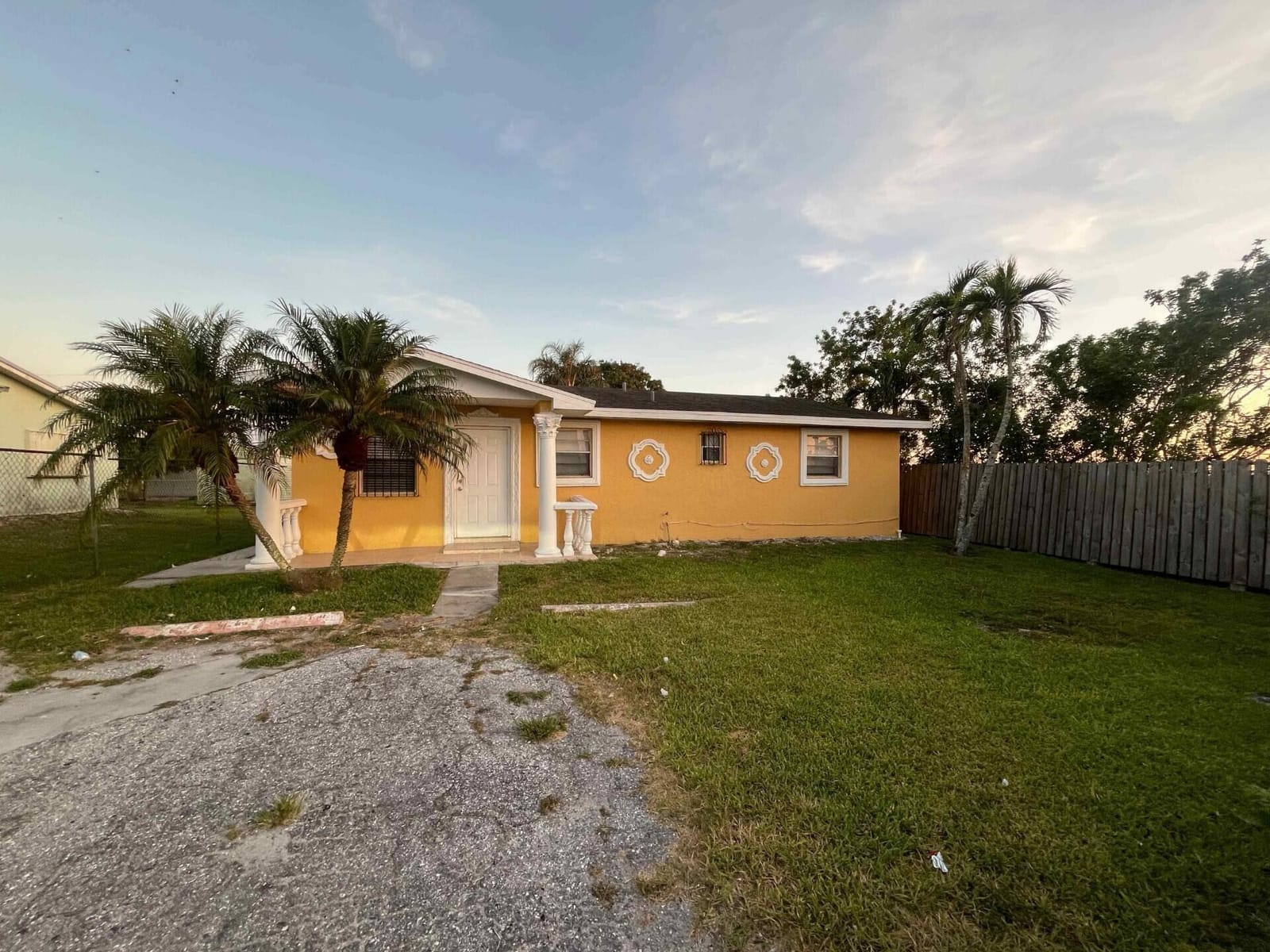 442 N Cocoanut Road — photo 1