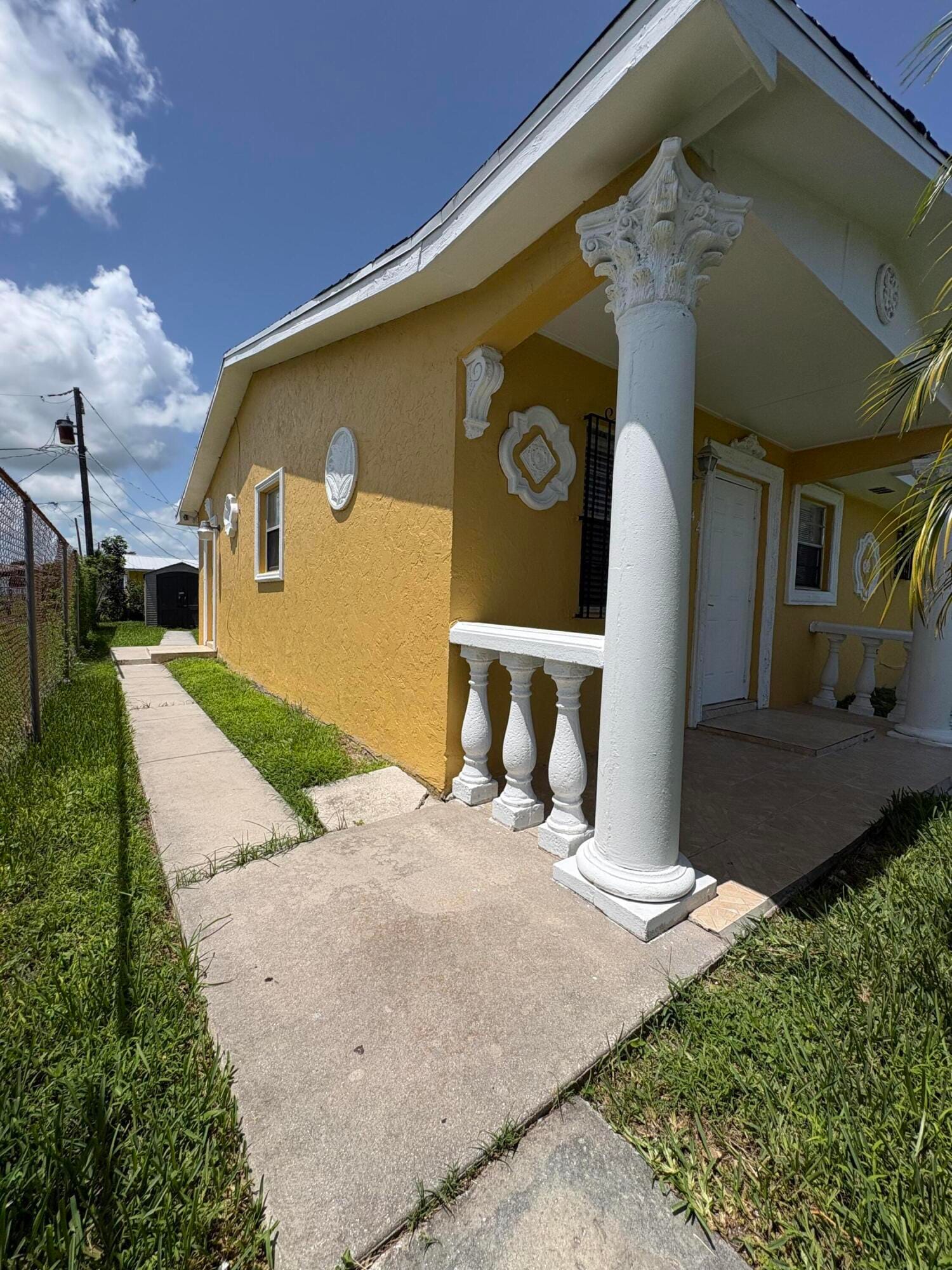 442 N Cocoanut Road — photo 10
