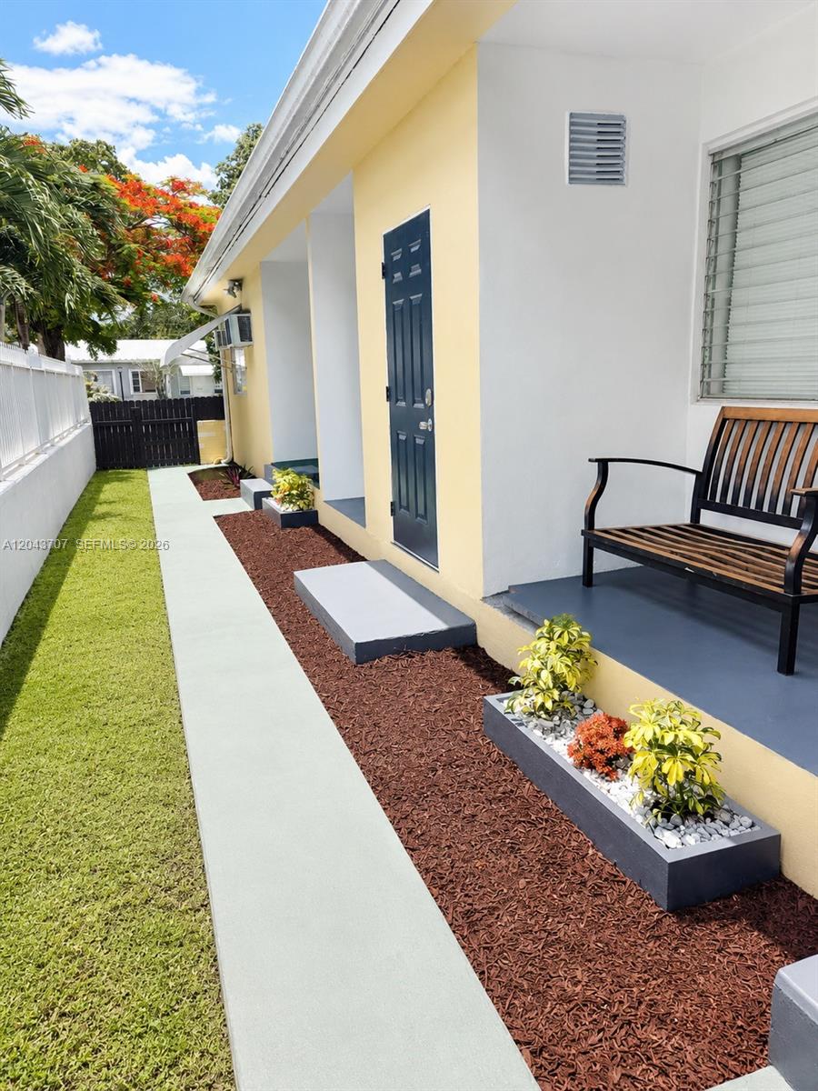 1723 Wiley Street XX, Hollywood, FL 33020, Hollywood
