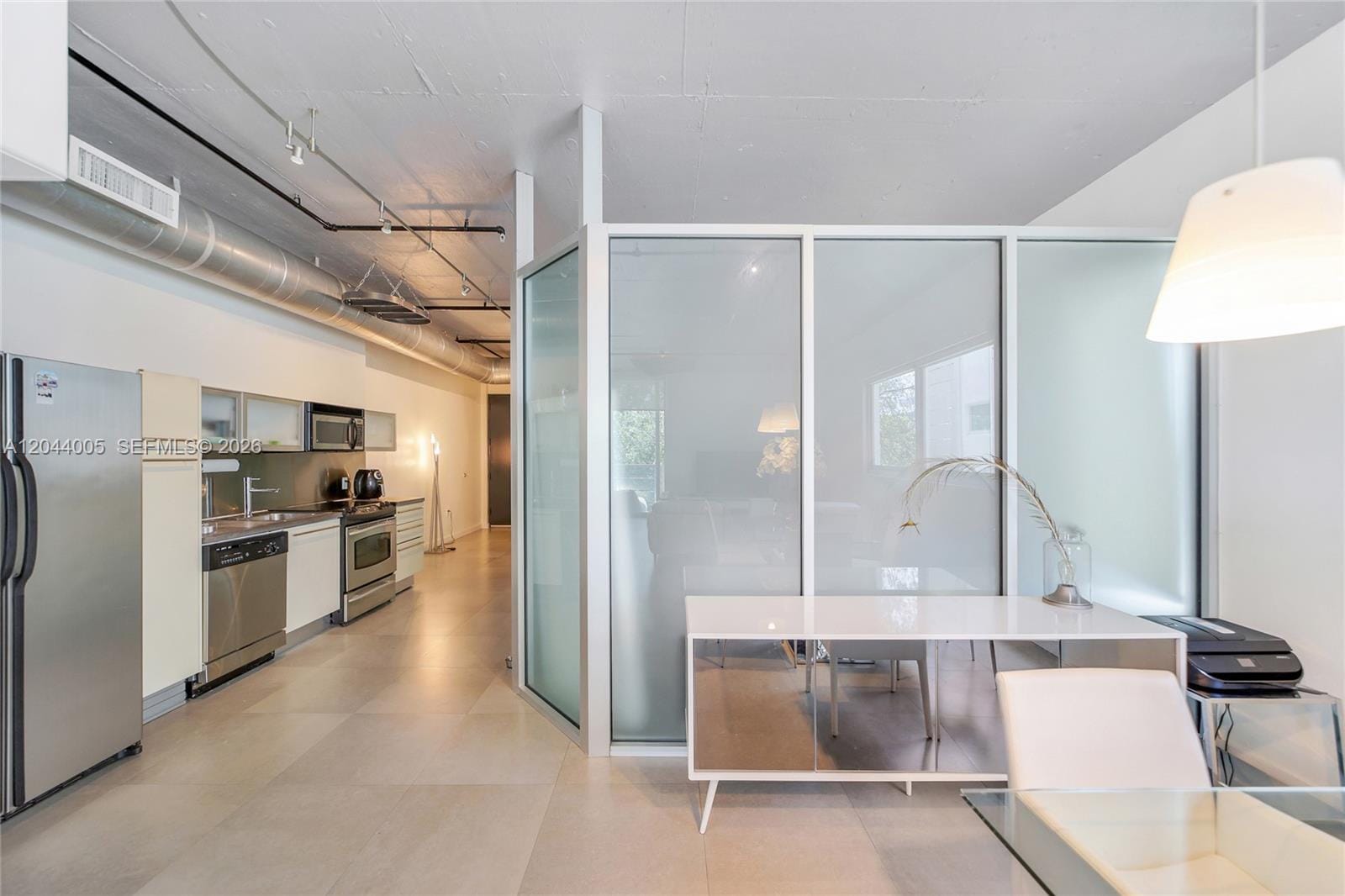 1700 Meridian Avenue 310, Miami Beach, FL 33139 photo 2