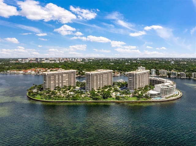 3 Grove Isle Drive C803, Grove Isle Condo, Miami, FL