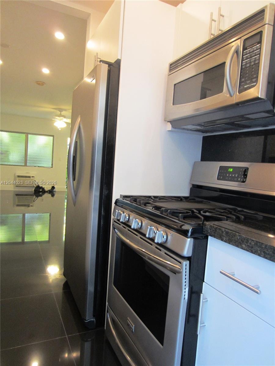 8132 Harding Avenue 5 — photo 3