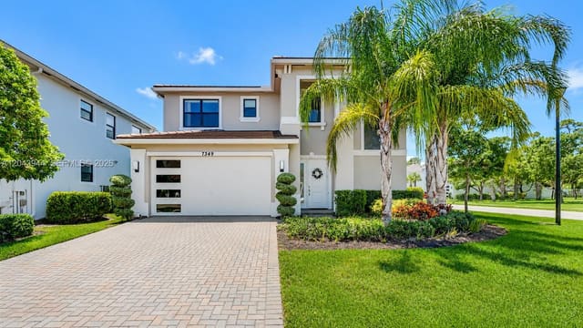 7349 Stella Lane, Lake Worth, FL 33463