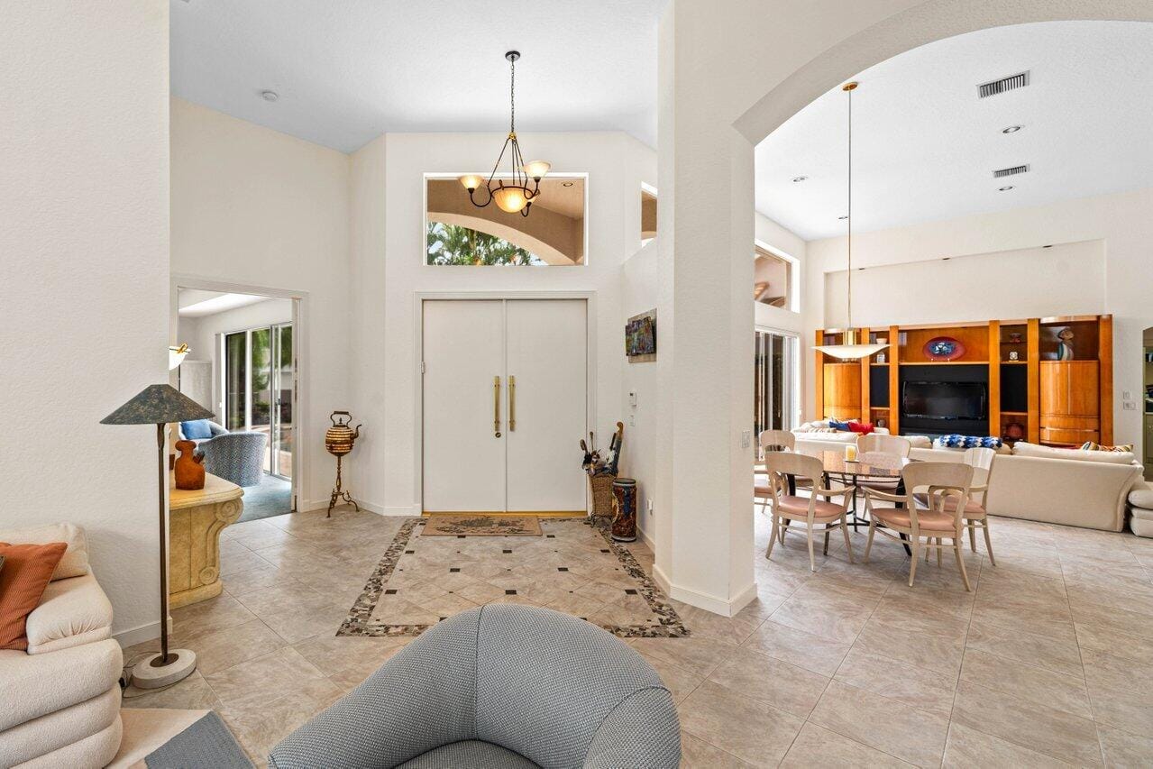 5785 Regency Circle E, Boca Raton, FL 33496 photo 2