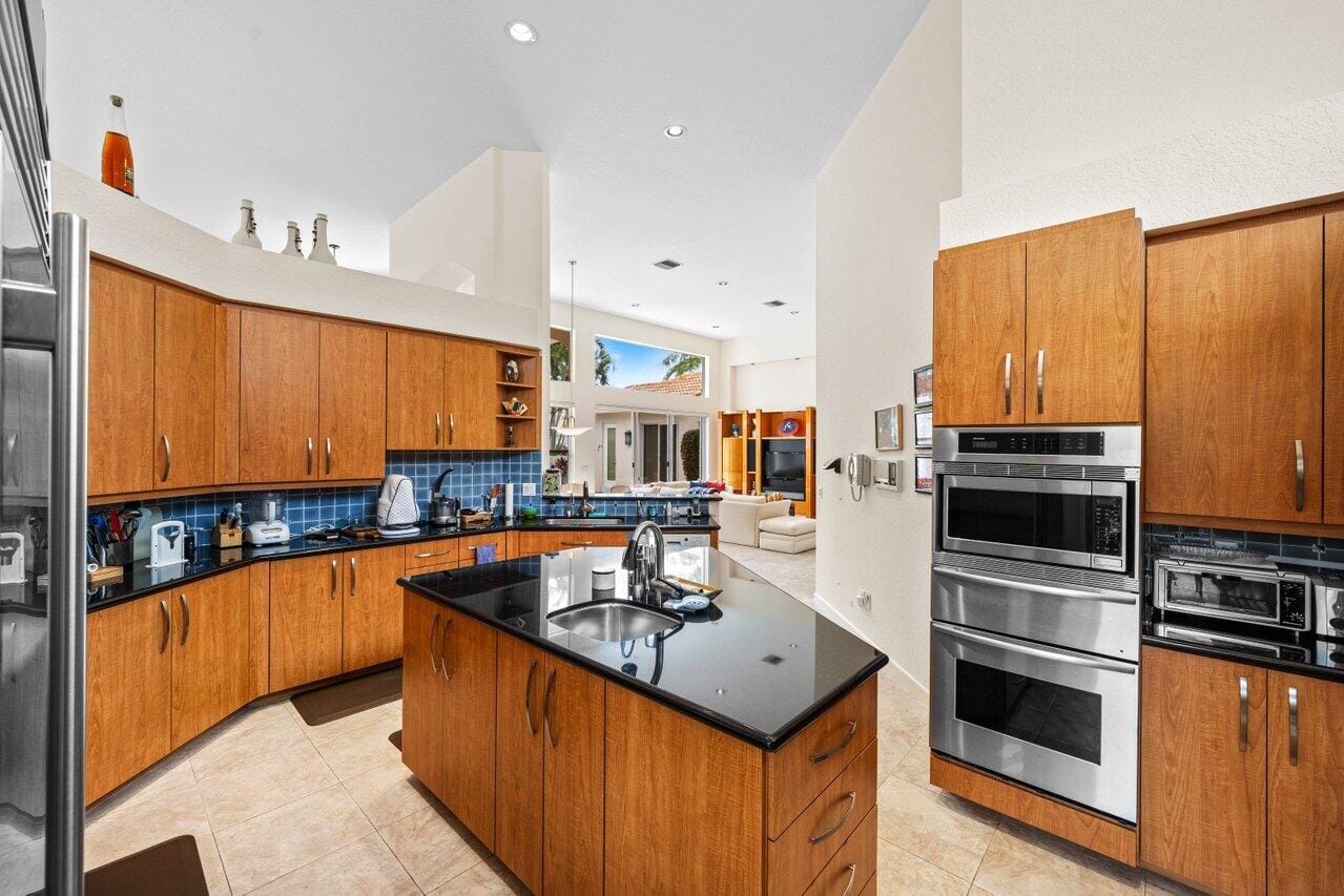 5785 Regency Circle E, Boca Raton, FL 33496 photo 11
