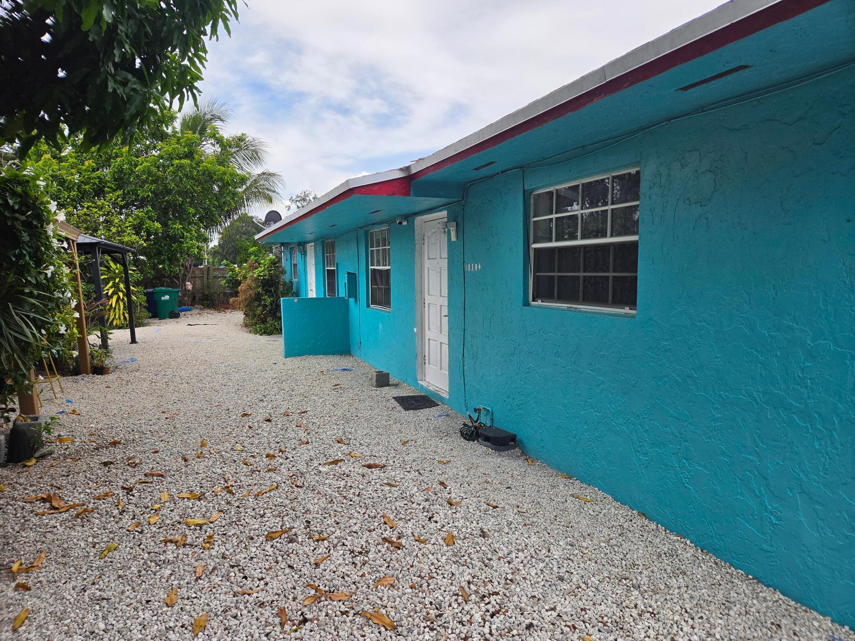 10304 NW 10th Avenue, Miami, FL 33150
