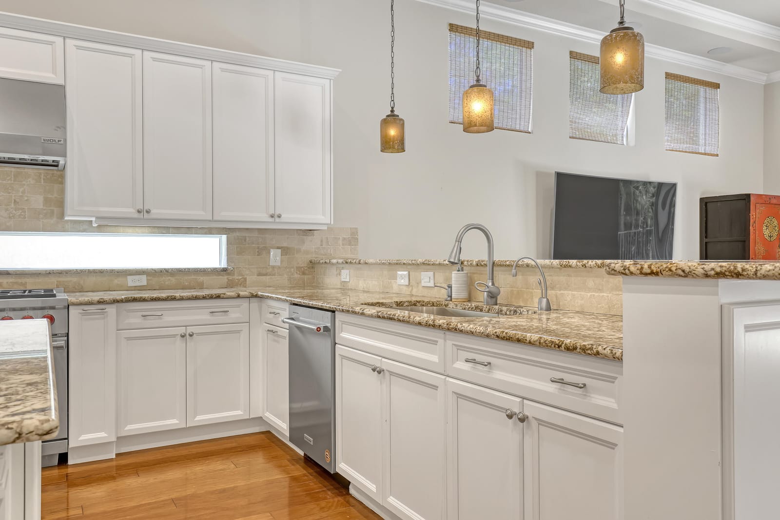 6464 Bellamalfi Street — photo 12