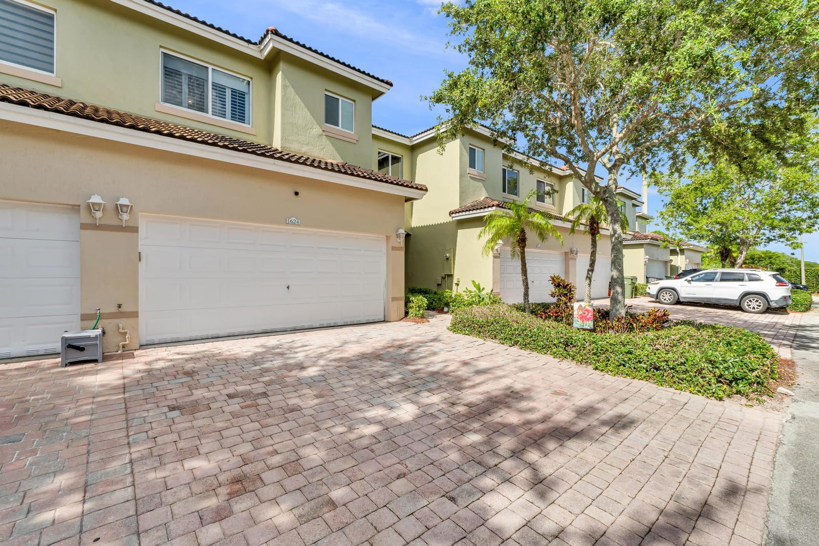 1624 SE 24th Court, Homestead, FL 33035 photo 3