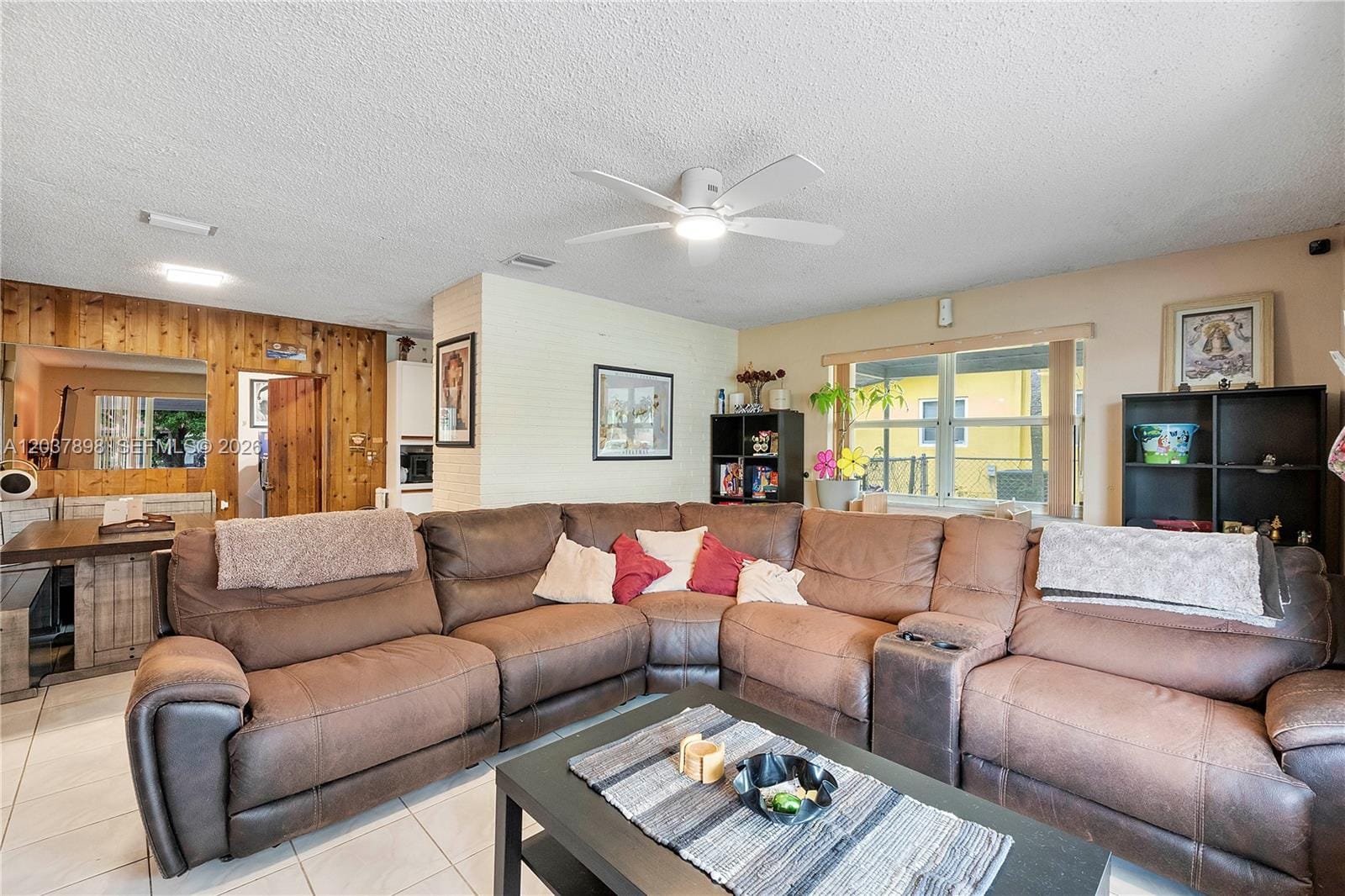 7560 Granada Boulevard, Miramar, FL 33023 photo 2