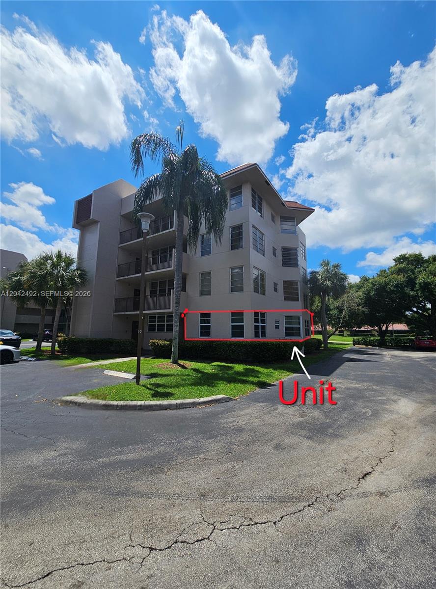 9520 Seagrape Drive 106, Davie, FL 33324