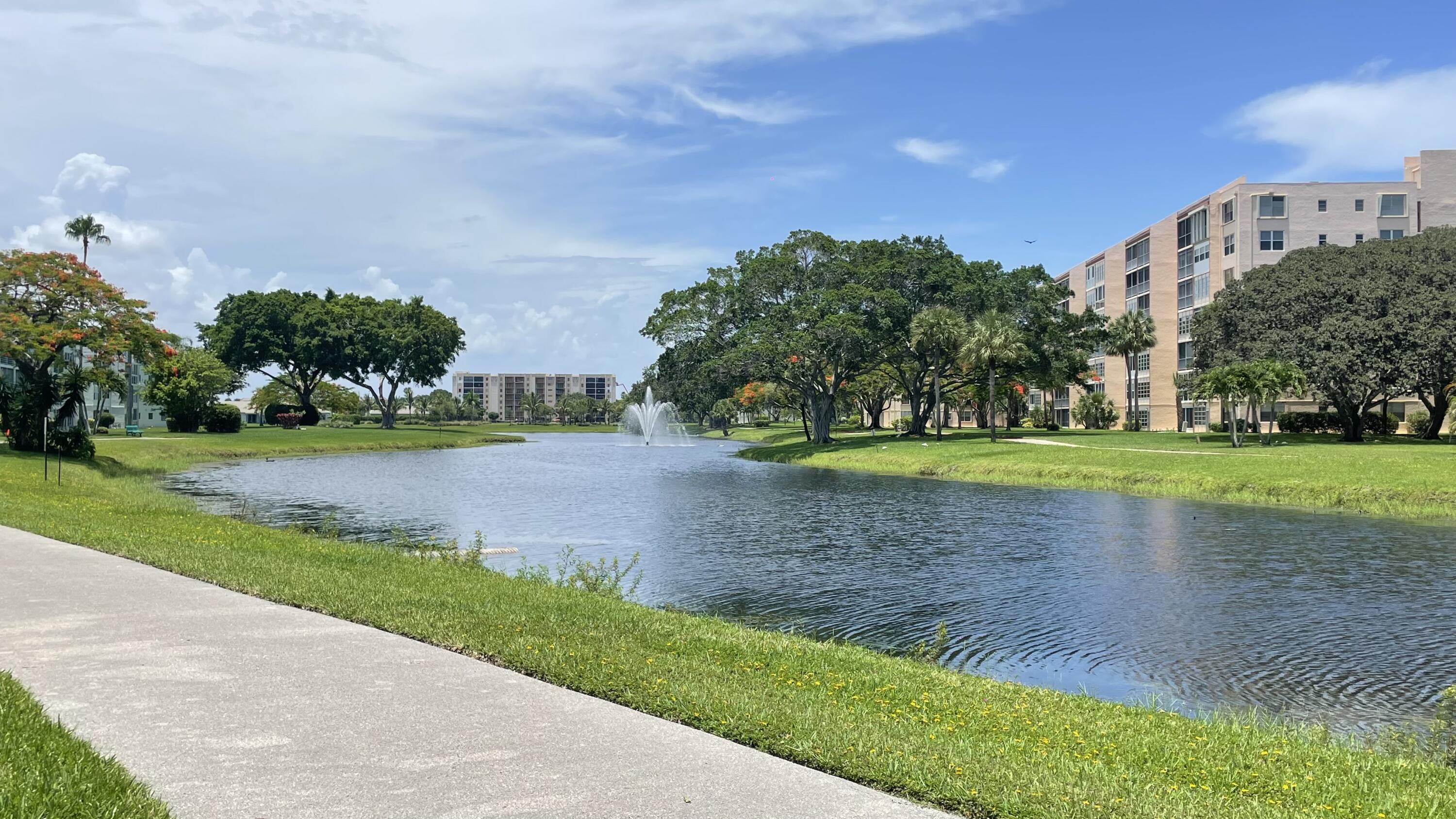 4 Abbey Lane 103, Delray Beach, FL 33446, Delray Beach