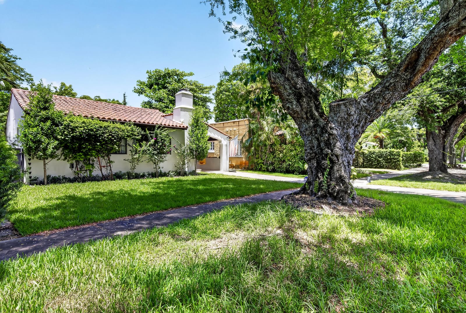 1310 Madrid Street, Coral Gables, FL 33134 photo 4