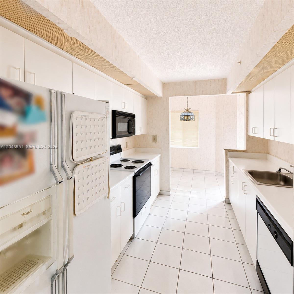 901 SW 141st Avenue 304M, Pembroke Pines, FL 33027