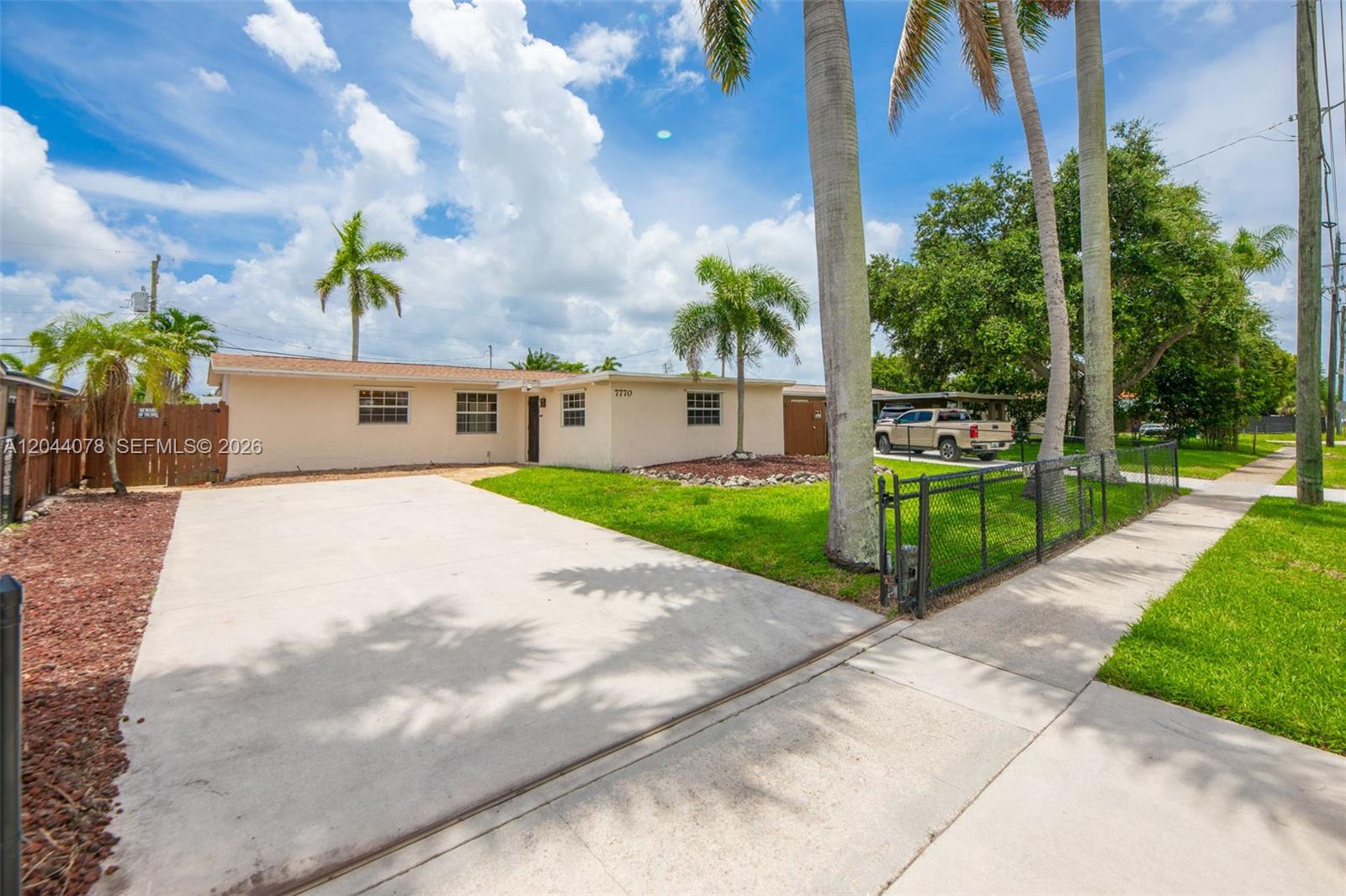 7770 NW 33rd Street 7770, Davie, FL 33024, Davie
