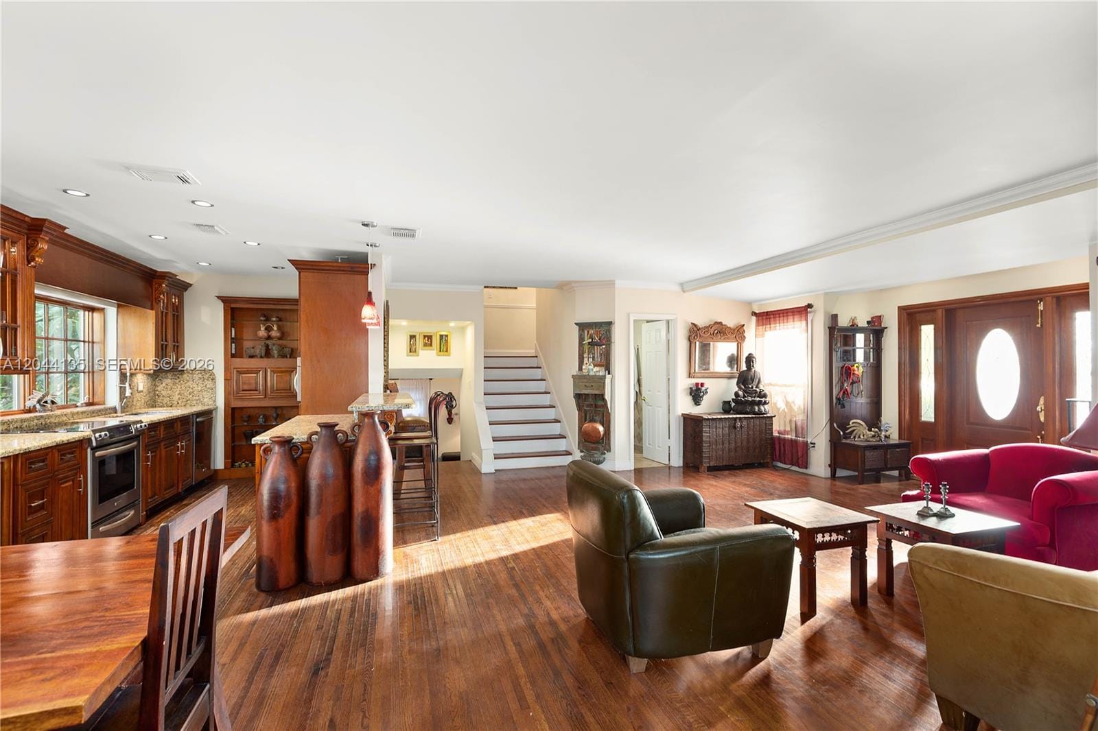 6315 Maynada Street — photo 8