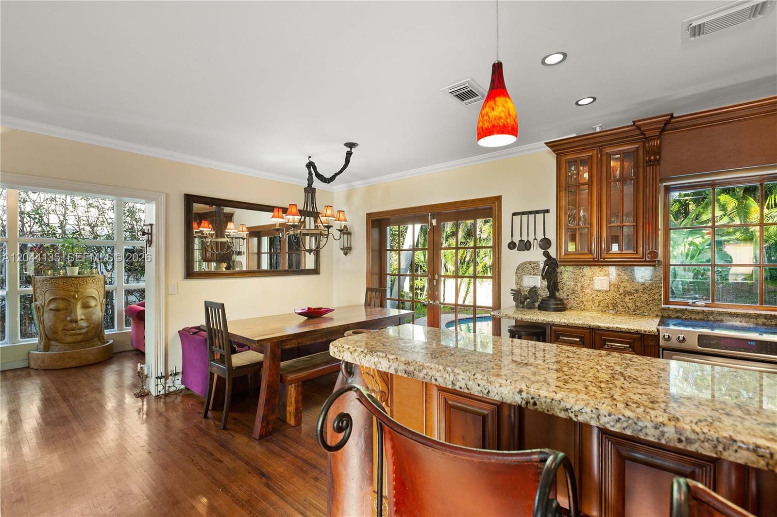 6315 Maynada Street — photo 10