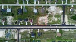 317 E Diplomat Parkway — photo 2