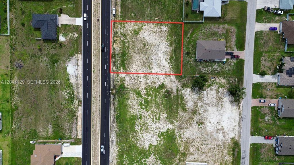 317 E Diplomat Parkway