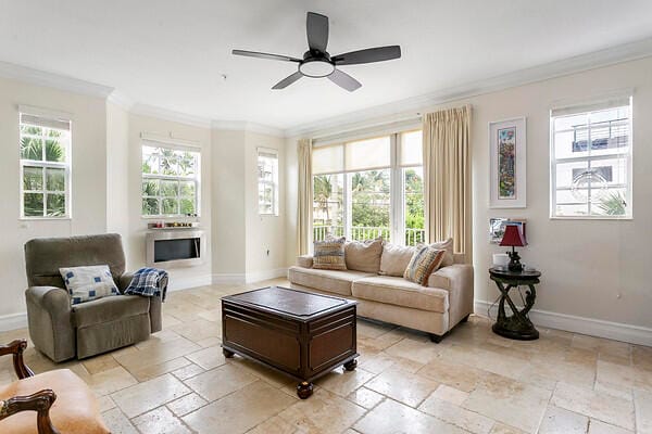 2725 NE 8th Avenue 118, Wilton Manors, FL 33334 photo 13
