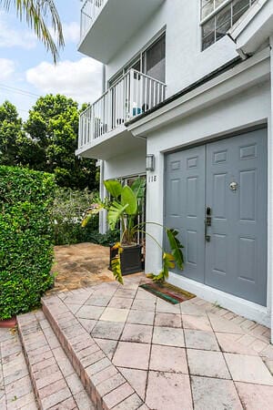 2725 NE 8th Avenue 118, Wilton Manors, FL 33334 photo 25