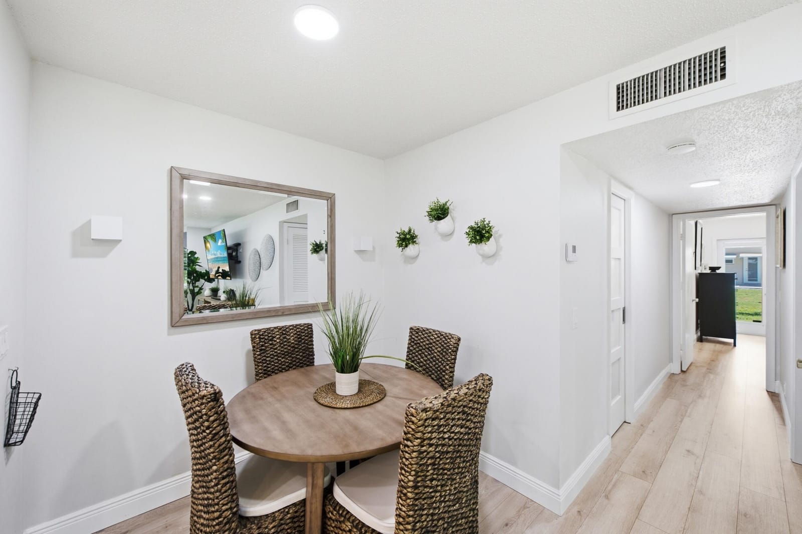 957 Circle Drive D, Delray Beach, FL 33445 photo 10