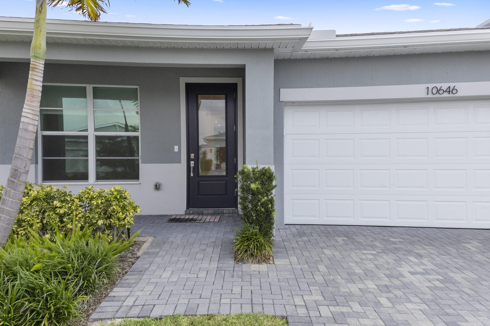 10646 SW Hensley Street — photo 3
