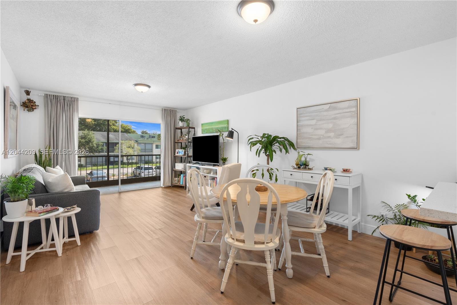 4161 NW 90th Avenue 206, Coral Springs, FL 33065