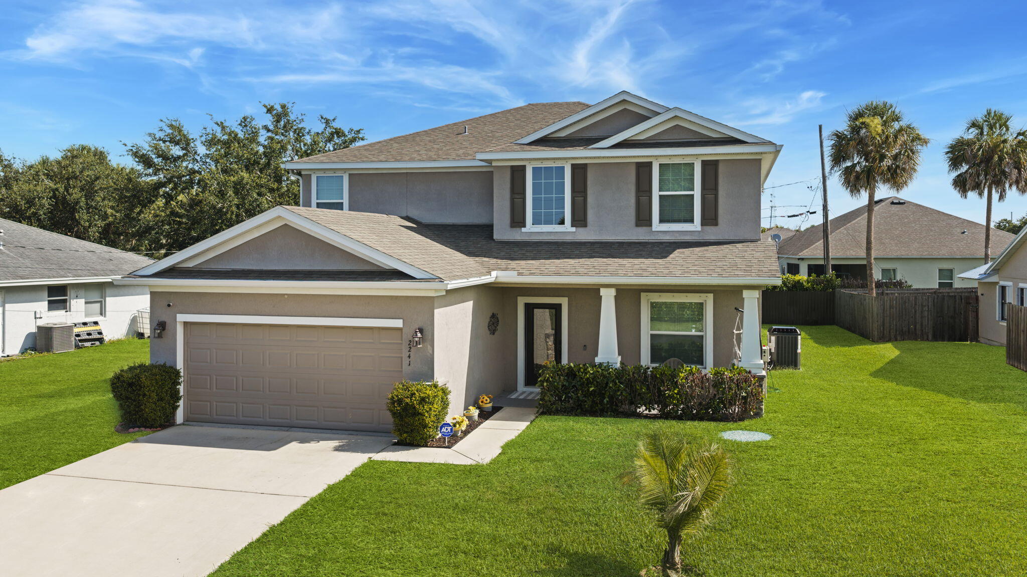 2241 SW Abalon Circle — photo 2