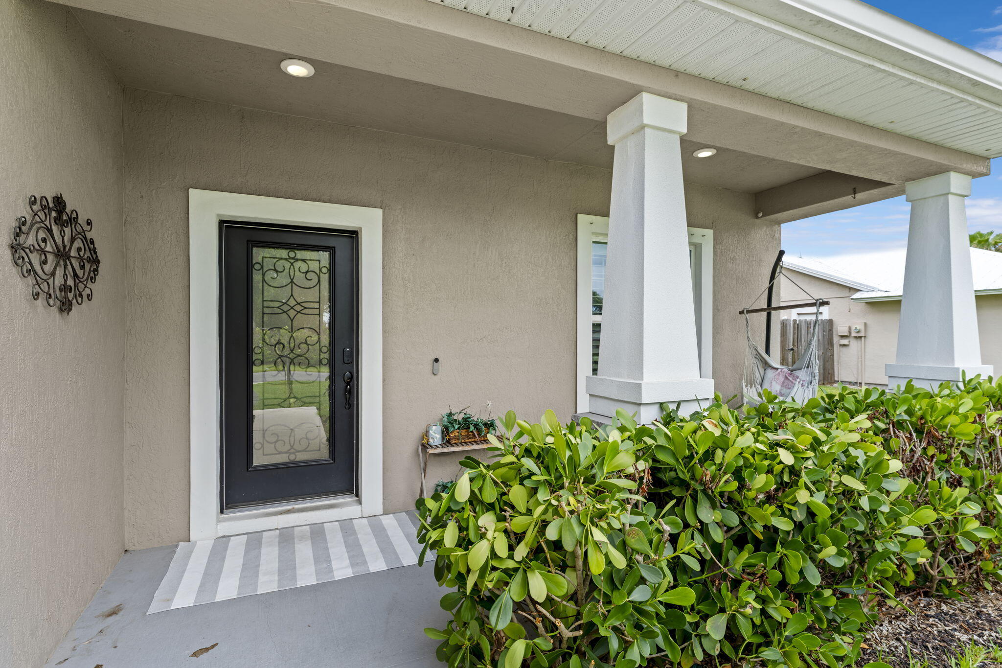 2241 SW Abalon Circle — photo 4