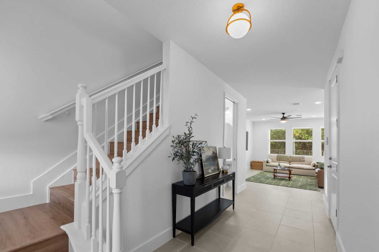 16330 Oakview Drive — photo 2