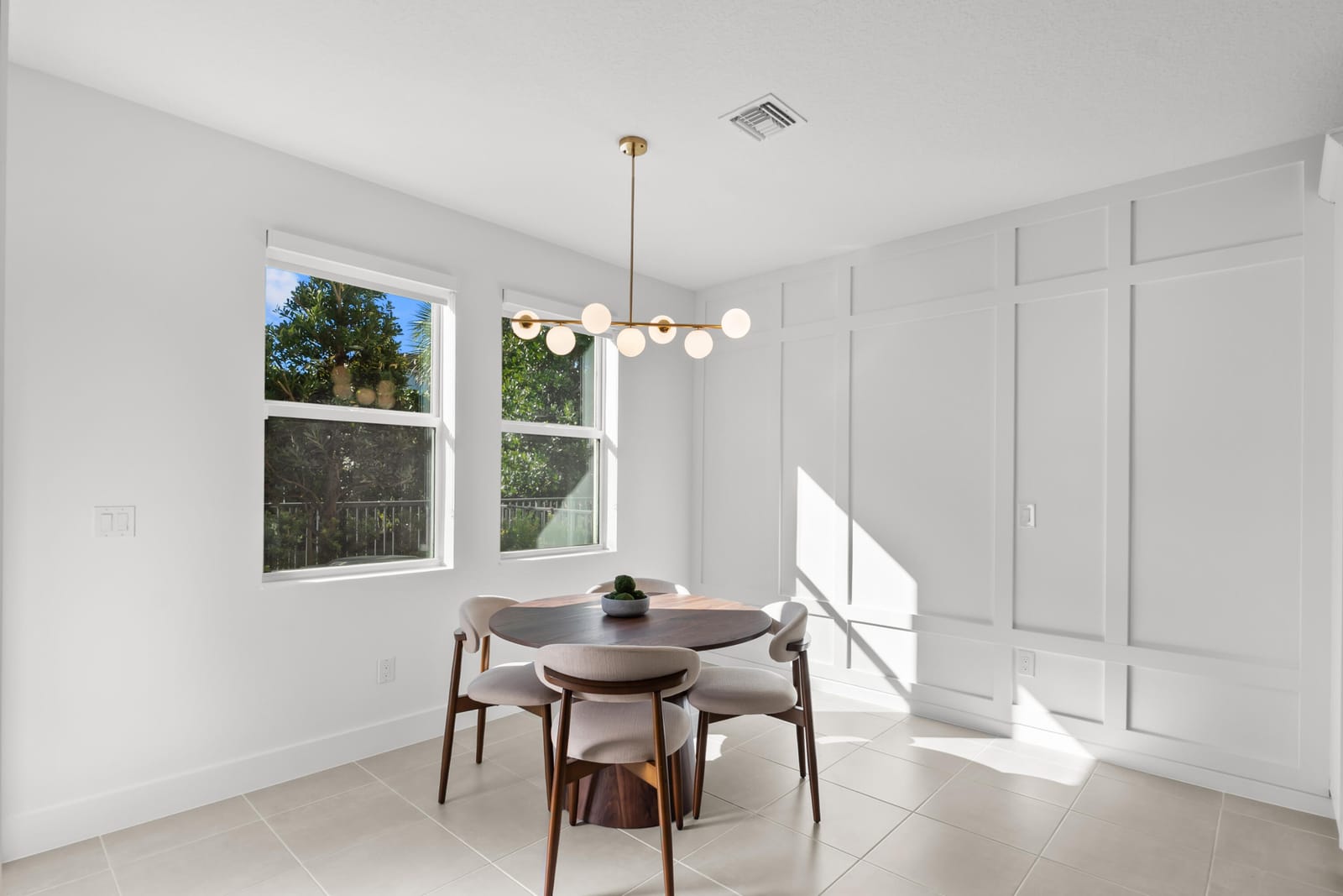 16330 Oakview Drive — photo 6