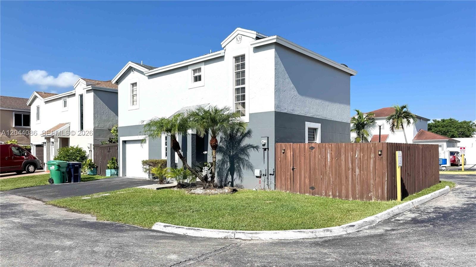 9044 SW 148 Court 0 — photo 5