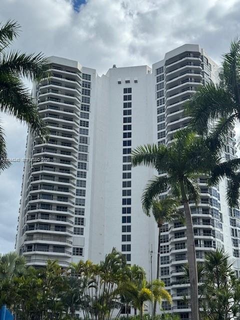 19101 NE 36th Court 1005, Aventura, FL 33180 photo 2