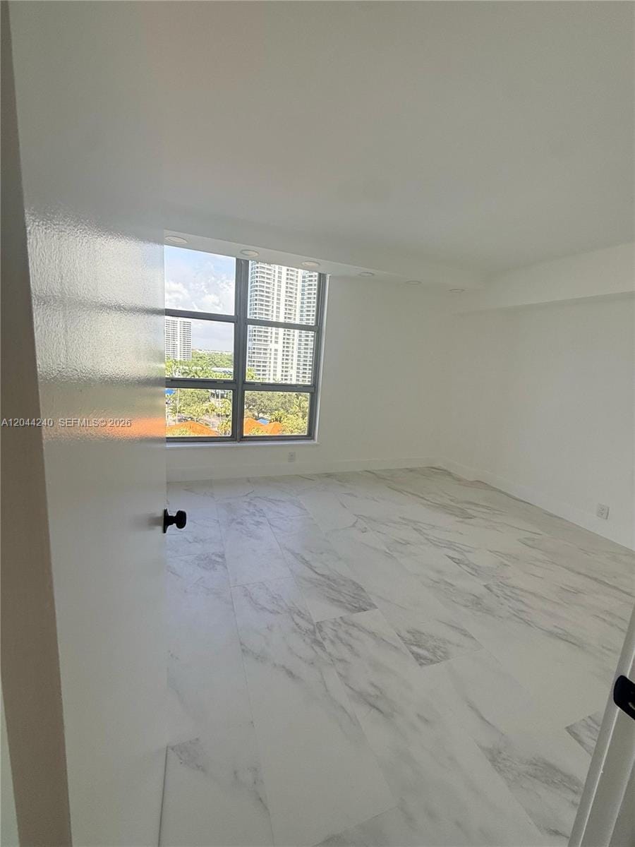 19101 NE 36th Court 1005, Aventura, FL 33180 photo 28