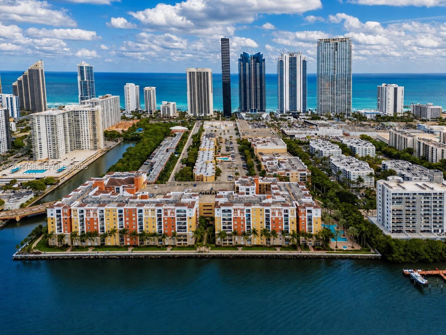 17145 N Bay Road 4307, Sunny Isles Beach, FL 33160 photo 2
