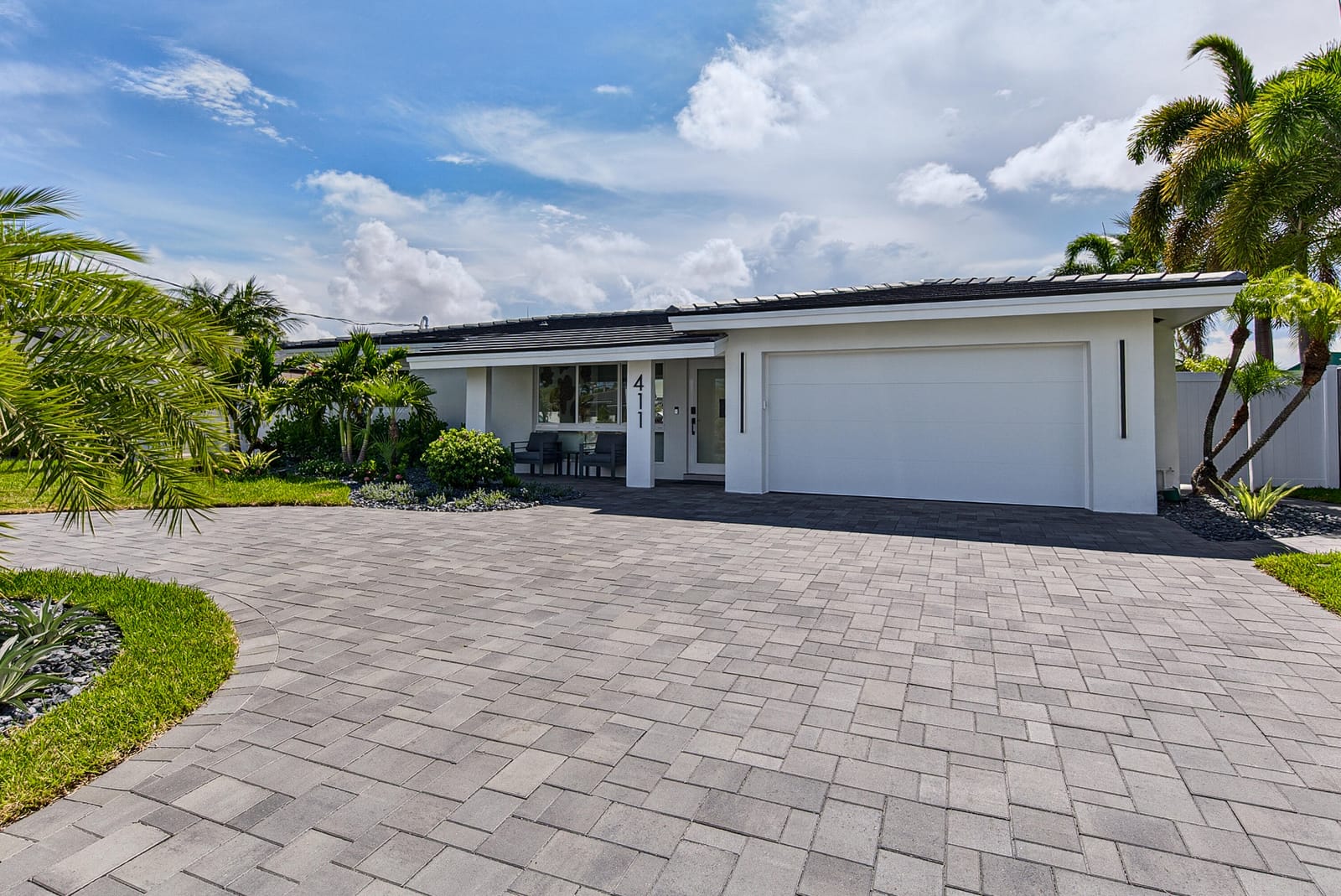 411 SE 2nd Avenue, Pompano Beach, FL 33060