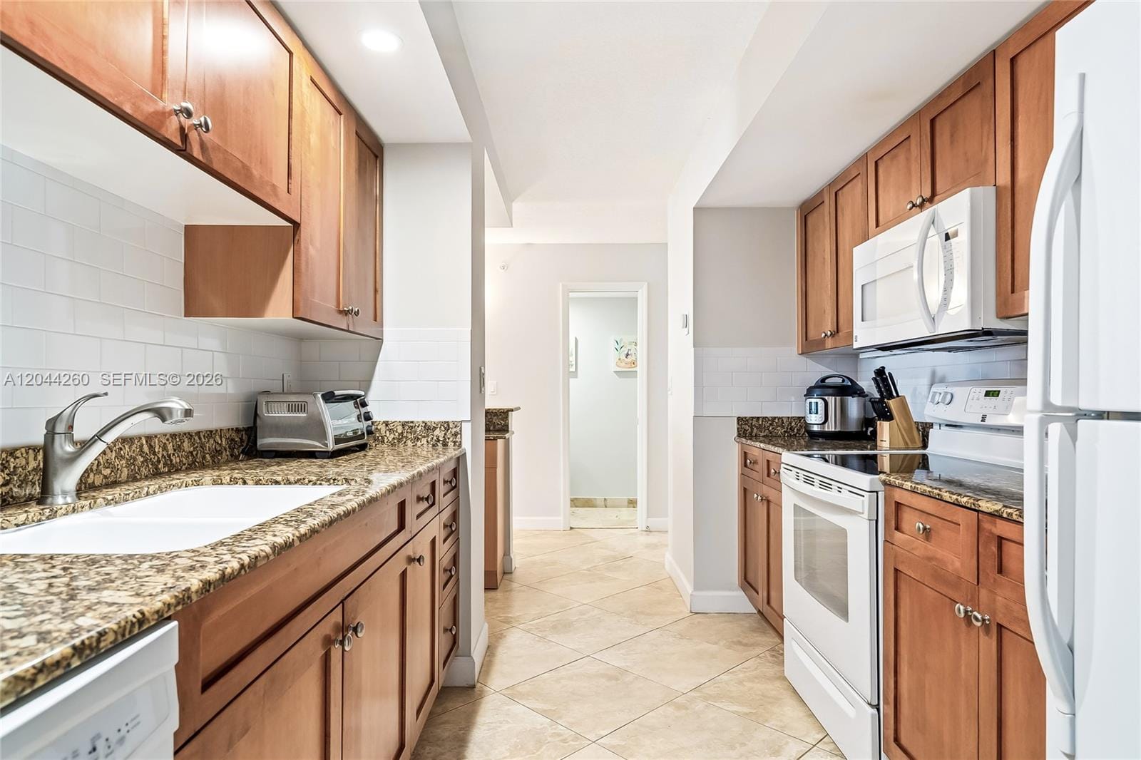 6917 Collins Avenue 1012 — photo 2