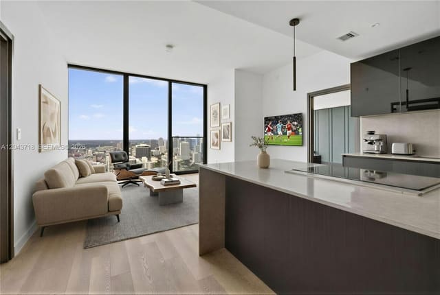 20 NE 11th 4701, Elleven Hotel Residences, Miami, FL