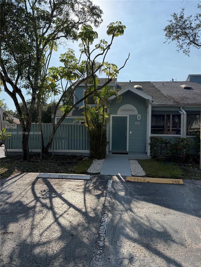 1808 Runners Way 1808, Rock Island Land, North Lauderdale, FL