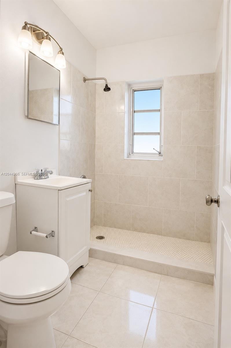 383 E 4th Avenue 8, Hialeah, FL 33010 photo 3