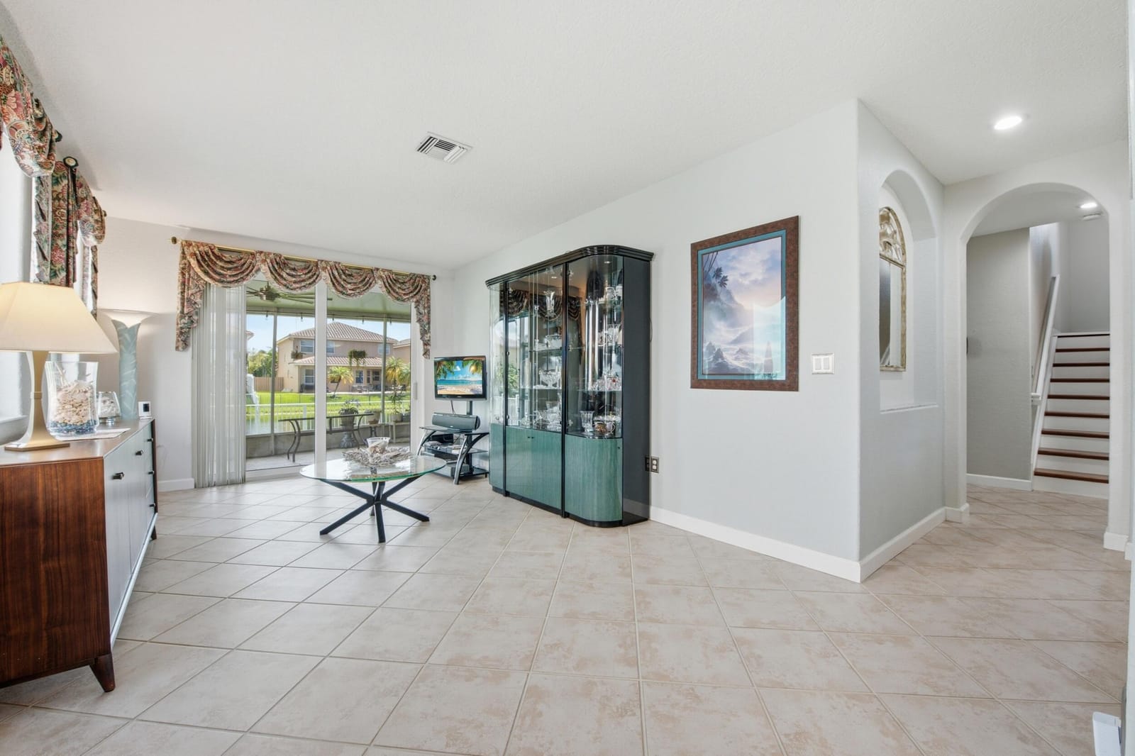 9807 NW 20th Street — photo 4