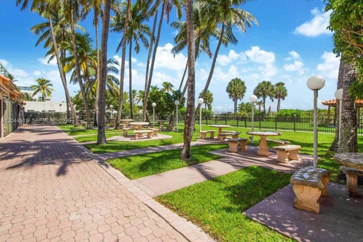 2555 Collins Avenue 2006, Miami Beach, FL 33140 photo 22