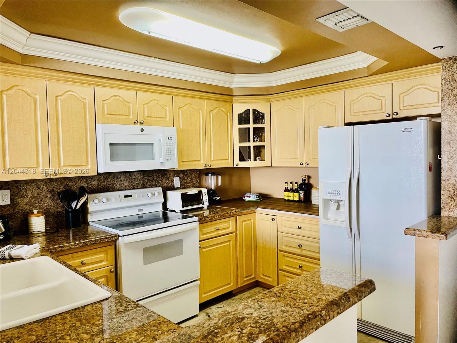 2555 Collins Avenue 2006, Miami Beach, FL 33140 photo 7