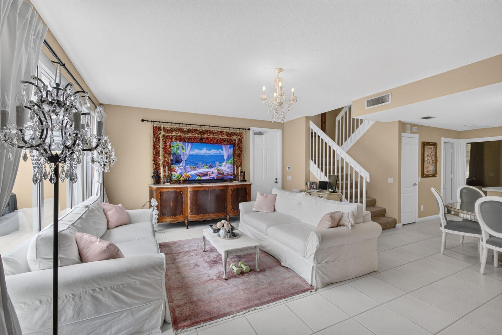 213 Barcelona Drive — photo 12