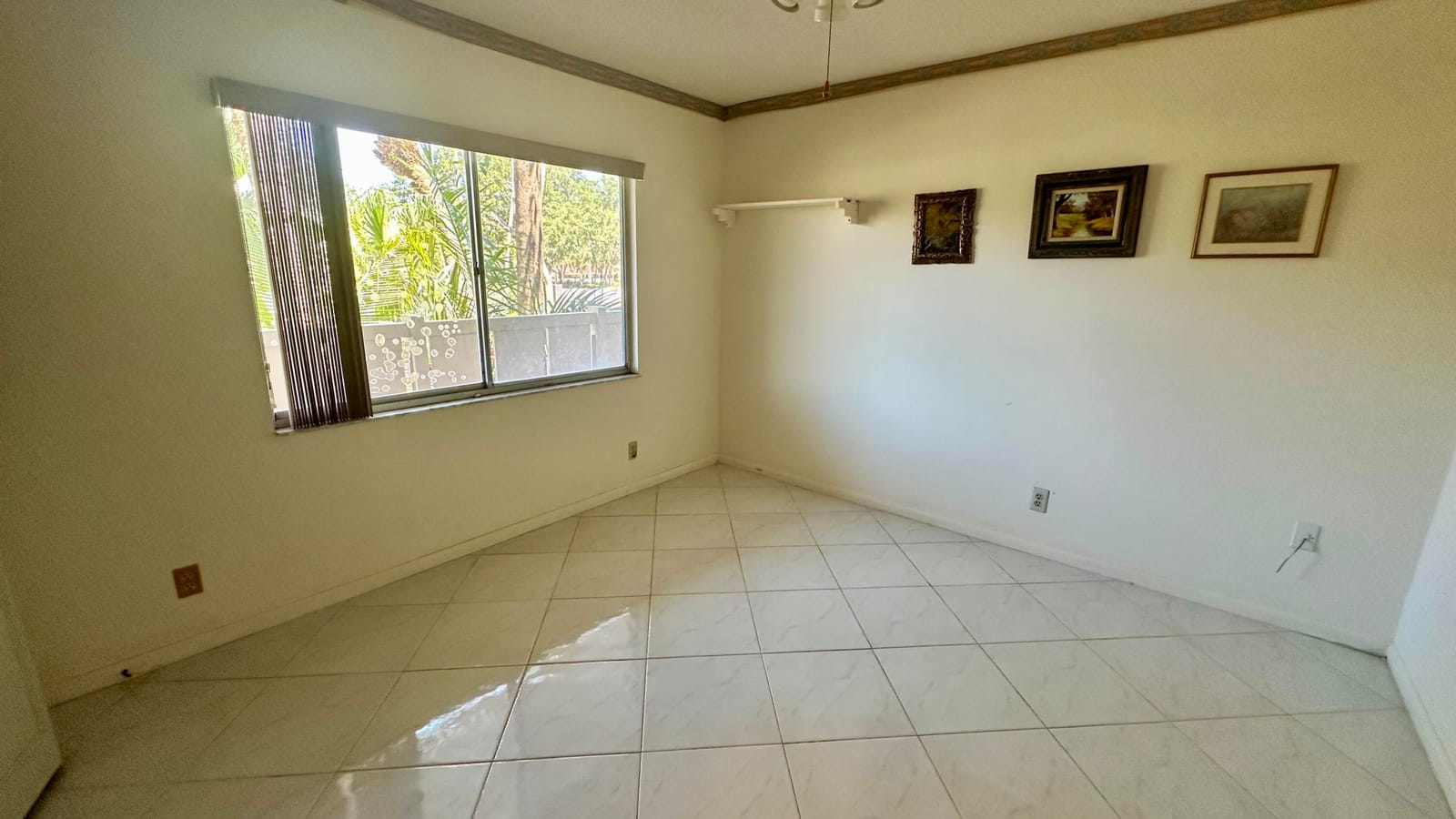 6585 Kensington Lane Apt 207 — photo 11