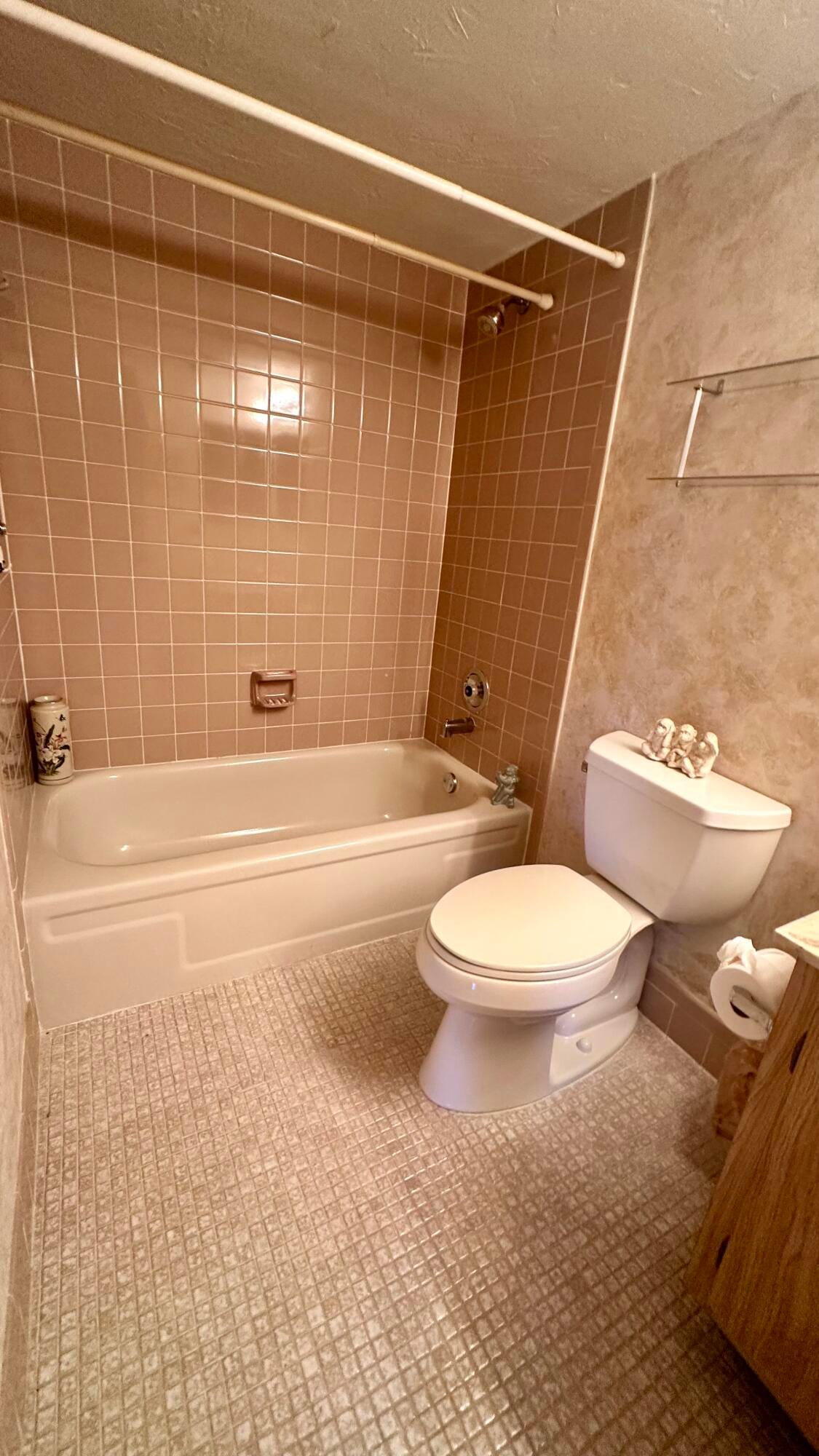 6585 Kensington Lane Apt 207, Delray Beach, FL 33446 photo 15